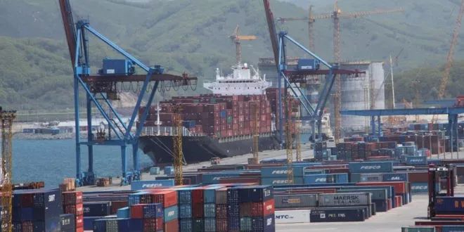 中國大陸向臺(tái)灣開放新航線:平潭至臺(tái)灣“臺(tái)北快輪”高速貨運(yùn)滾裝航線首航